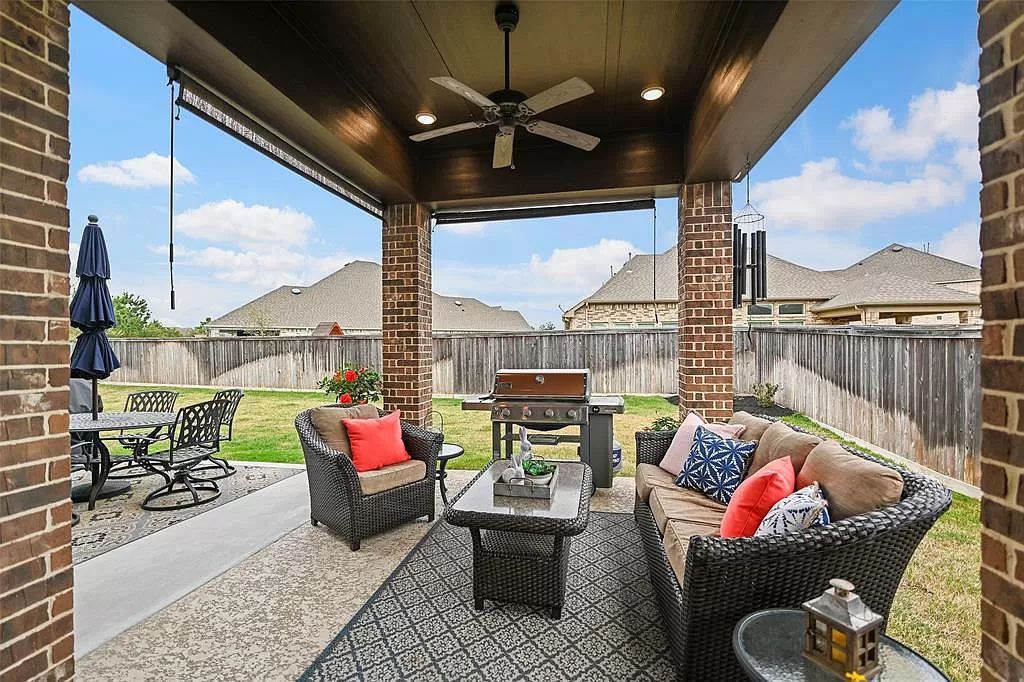 16111 horseback court cypress texas 24