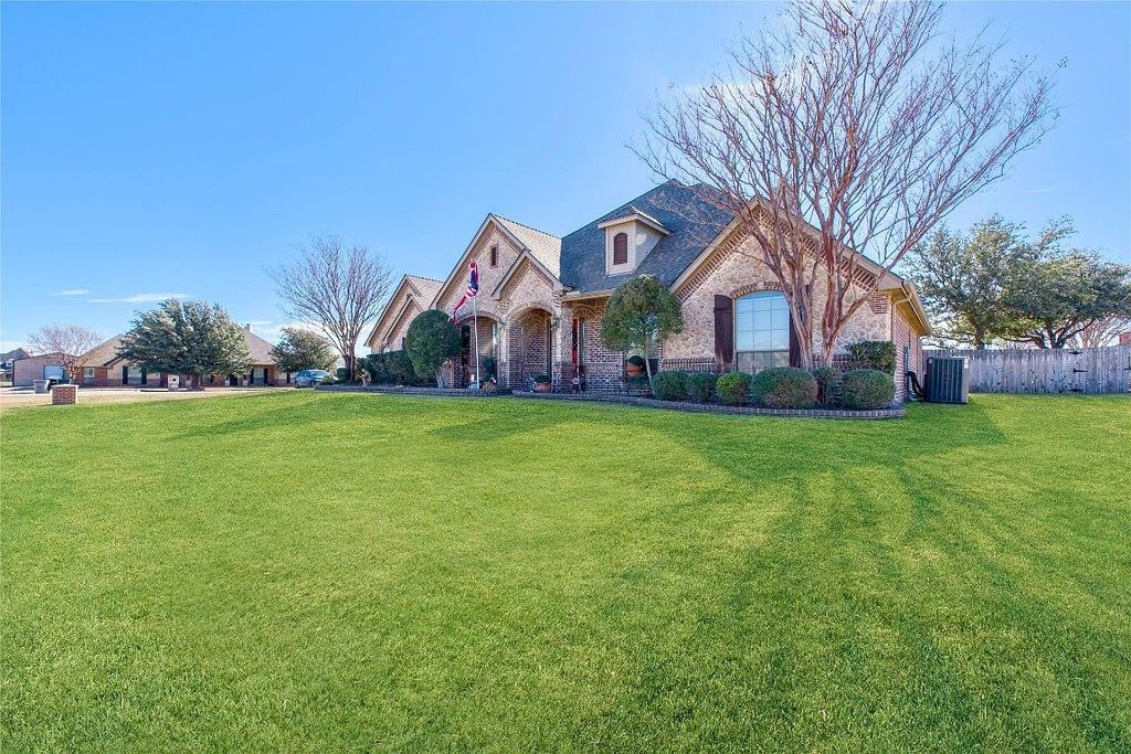 1801 velda kay ln haslet tx 76052 2