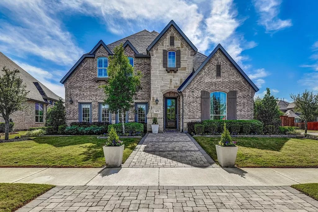 Move-In Ready & Fully Furnished! Stunning Former Model Home in Prosper listed at $999,000