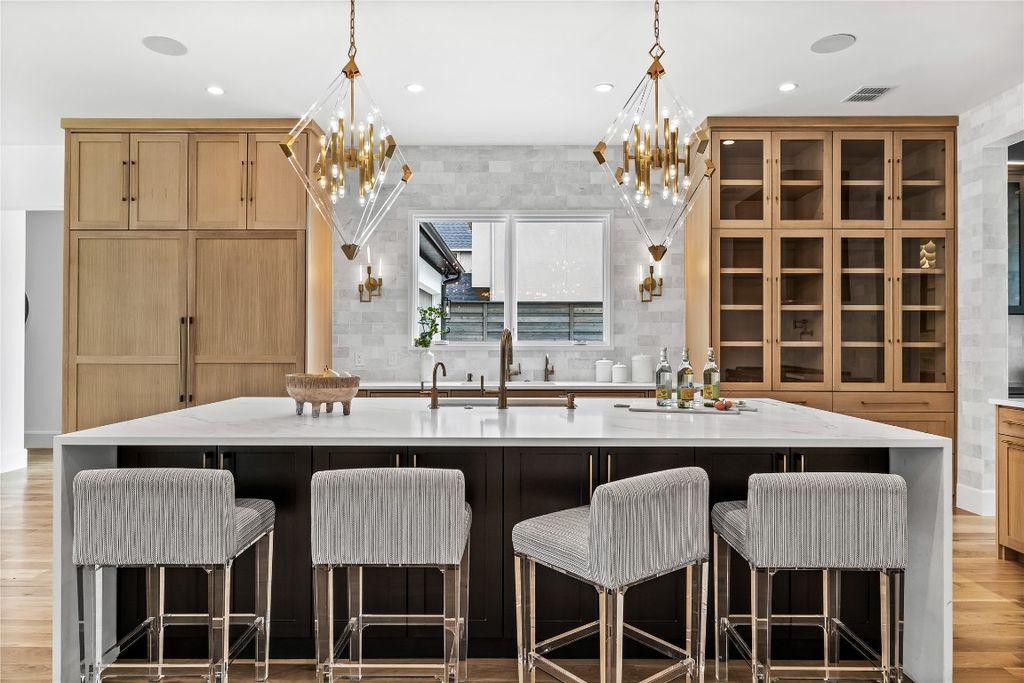Ellen grasso sons and g luxe designer homes introduce transitional modern home priced at 3. 78 million 13
