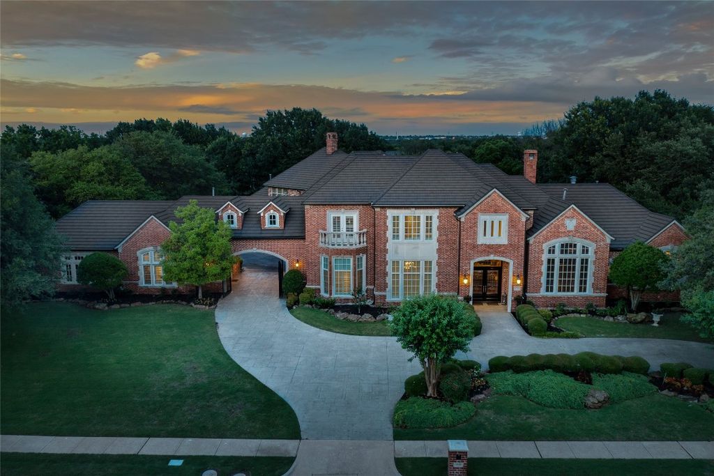 Exquisite residence nestled in the heart of prestigious willow bend country offered at 5. 575 million 2