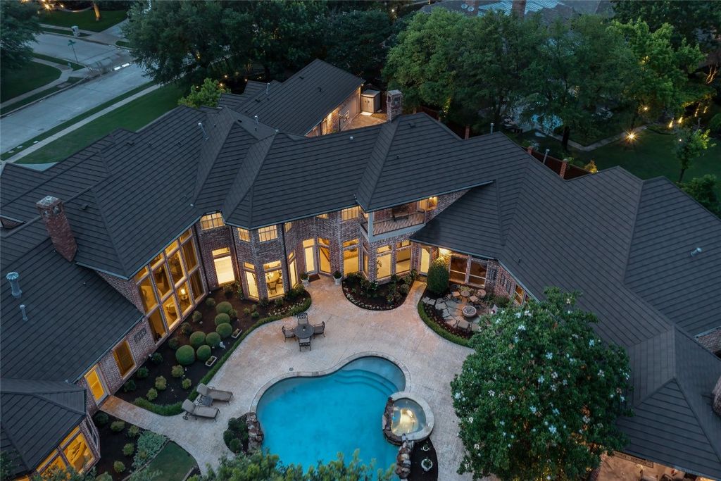 Exquisite residence nestled in the heart of prestigious willow bend country offered at 5. 575 million 27