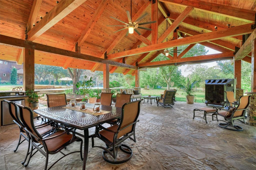 Internationally renowned horse trainer offers exclusive timber ridge farms for 6 million 38