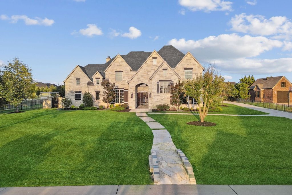 Jeff Pfeifer’s Custom-Built Home on Sprawling 1.5-Acre Plot Offered for $3 Million