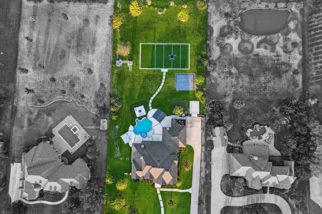 Jeff pfeifers custom built home on sprawling 1. 5 acre plot offered for 3 million 37