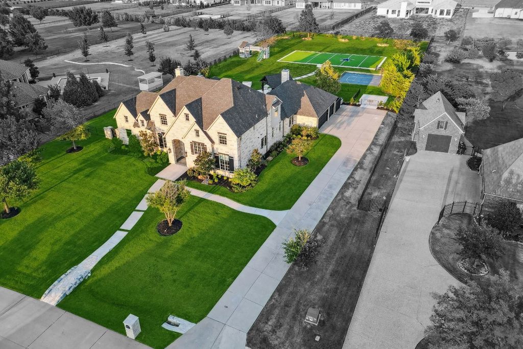 Jeff pfeifers custom built home on sprawling 1. 5 acre plot offered for 3 million 38