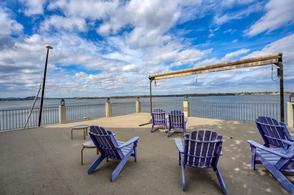 Luxurious lakefront retreat on applehead island hits market with 12. 5 million 28