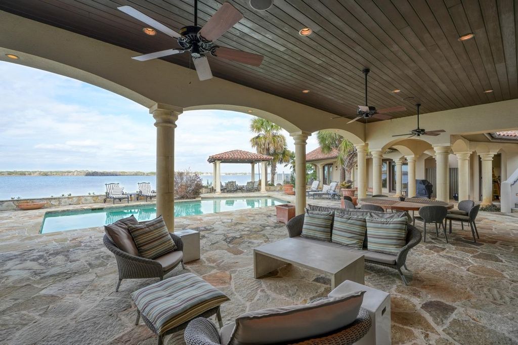 Luxurious lakefront retreat on applehead island hits market with 12. 5 million 5