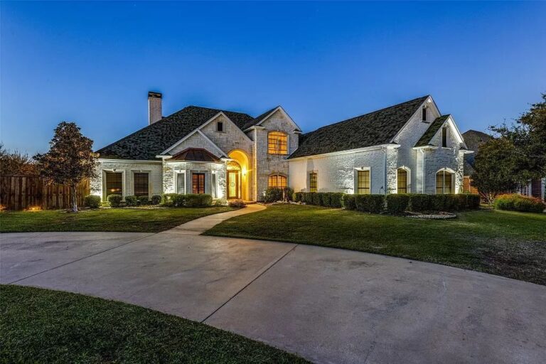 Entertainer’s Paradise in Waxahachie! Gated Estate with Pool, Media Room & 3 Ensuite Baths listed at $750,000