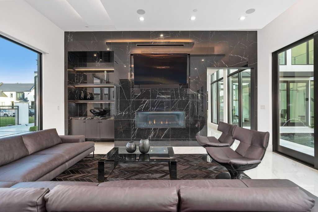 Captivating modern luxury explore the hills of kingswood for 3. 75 million 12