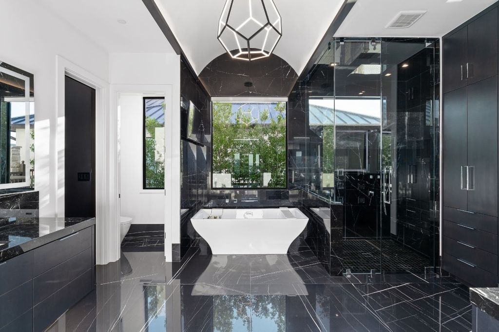 Captivating modern luxury explore the hills of kingswood for 3. 75 million 17