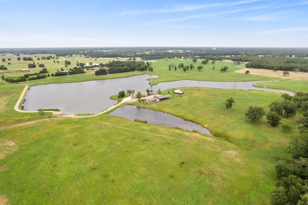 Krb ranch where luxury meets nature in east texas asks for 20 million 35