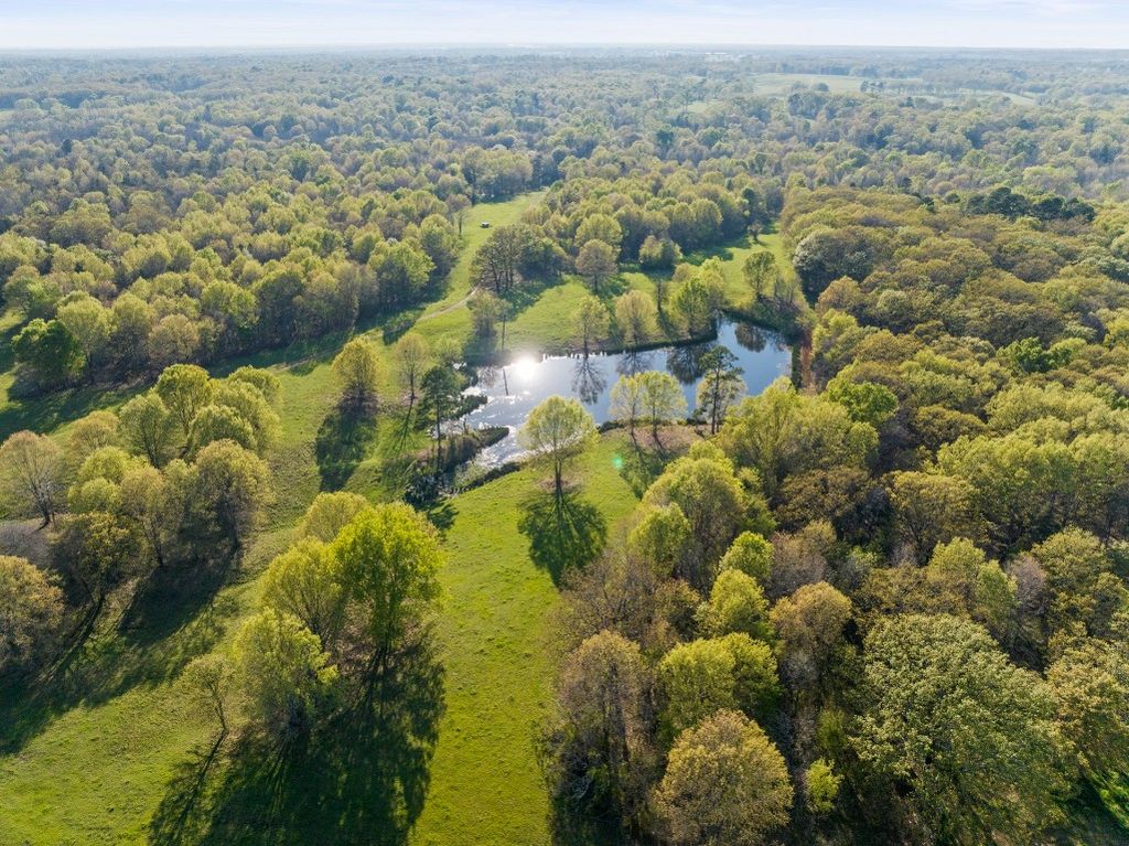 Krb ranch where luxury meets nature in east texas asks for 20 million 40