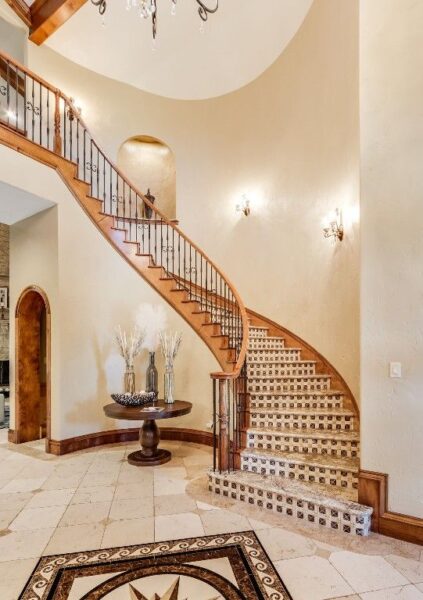 Luxurious Manor Retreat Exquisite Estate in Grapevine's Idyllic and ...