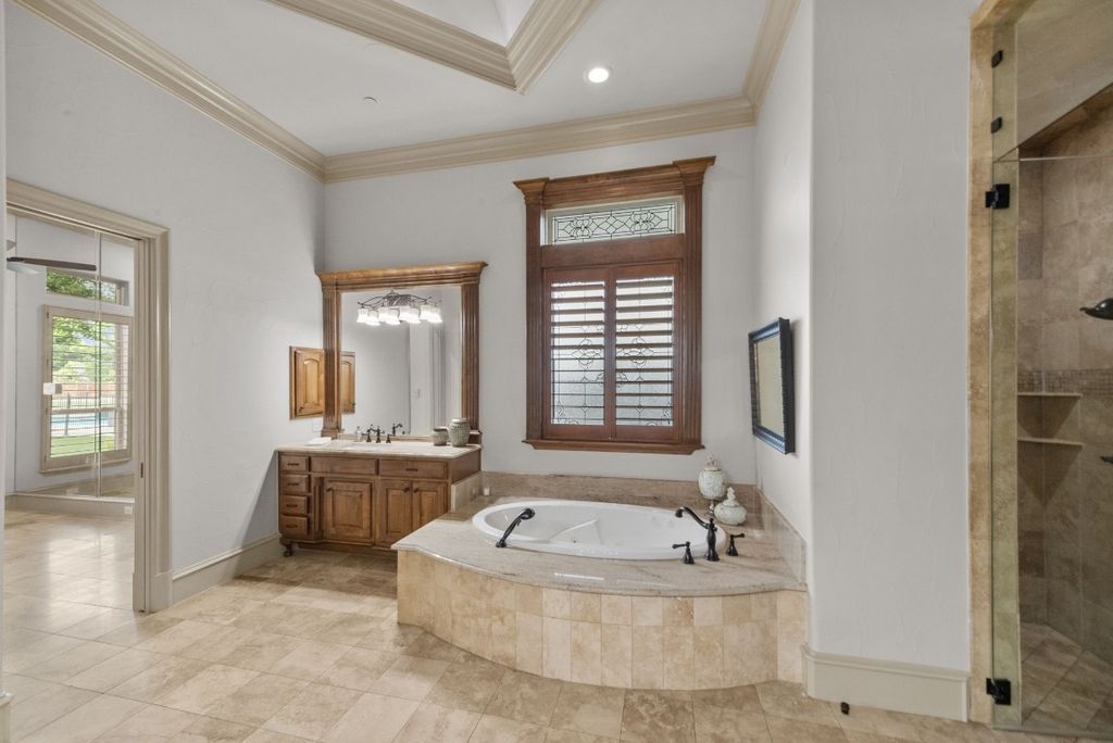 Montclair drive manor refined luxury living in colleyville offered at 4599000 22