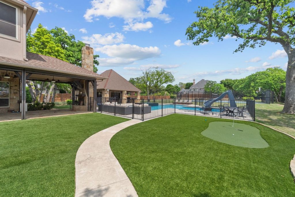 Montclair drive manor refined luxury living in colleyville offered at 4599000 23