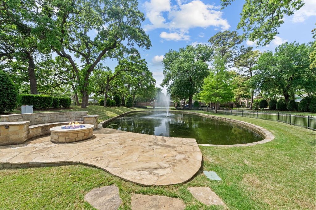 Montclair drive manor refined luxury living in colleyville offered at 4599000 38