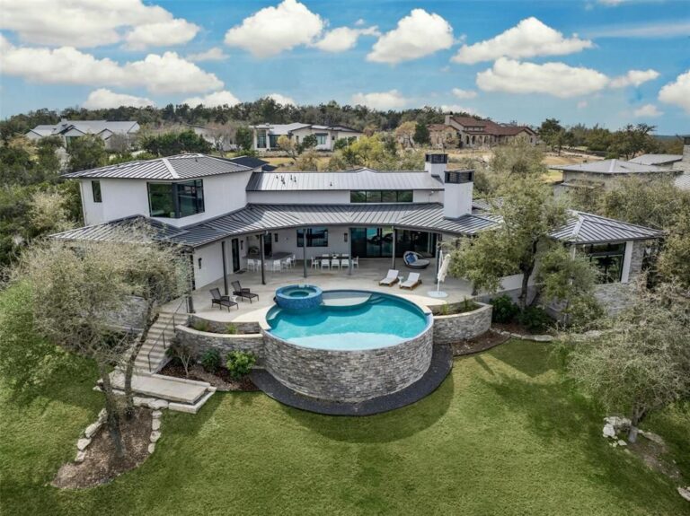 Secluded Splendor: Luxurious Contemporary Home with Scenic Backyard Oasis – Asking $5.9 Million