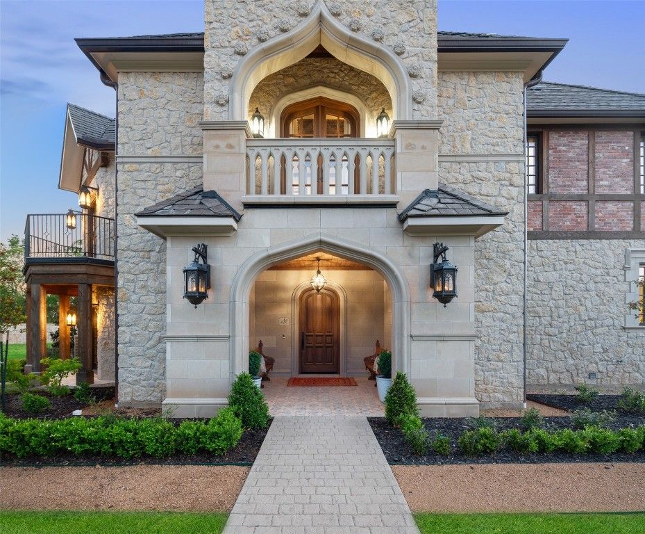 Secluded splendor luxurious retreat nestled on 34 wooded acres only an hour north of dallas offered at 5. 7 million 32