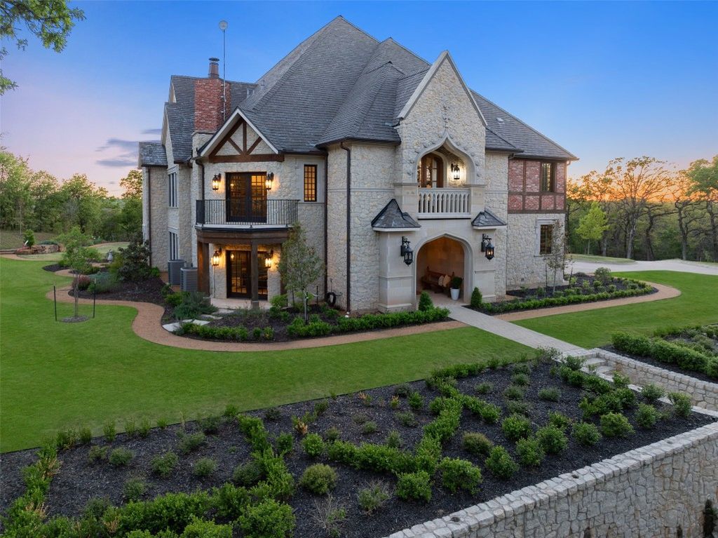 Secluded splendor luxurious retreat nestled on 34 wooded acres only an hour north of dallas offered at 5. 7 million 39