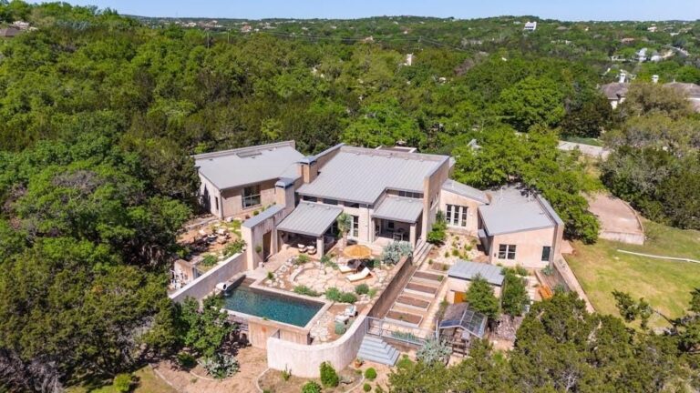 Serenity, Relaxation, and Privacy: A Spa-Like Retreat by Renowned Austin Architect Dick Clark, Listed at $2.65 Million