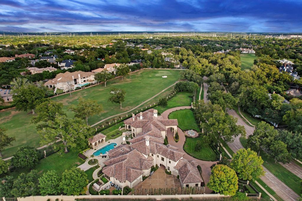 Unrivaled grandeur a world class estate offering unique ambiance on 2. 2 acres priced at 10888000 3