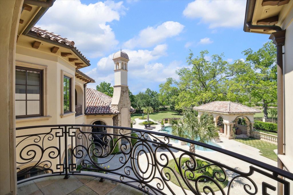 Unrivaled grandeur a world class estate offering unique ambiance on 2. 2 acres priced at 10888000 37