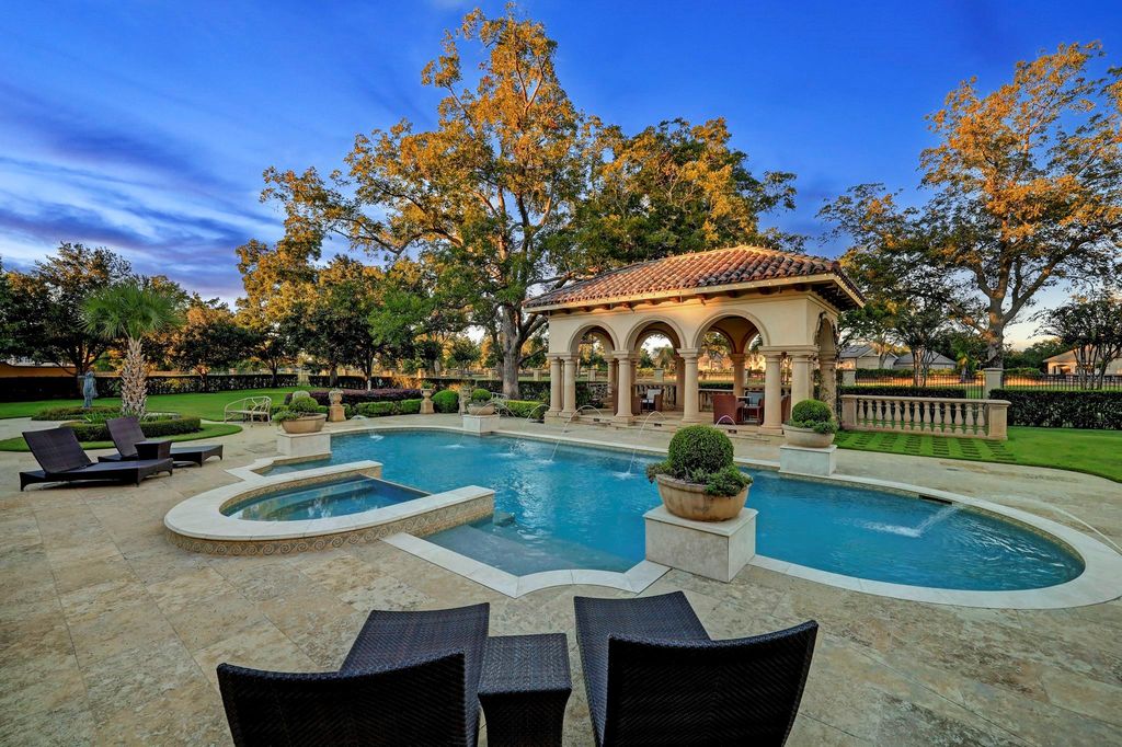 Unrivaled grandeur a world class estate offering unique ambiance on 2. 2 acres priced at 10888000 43