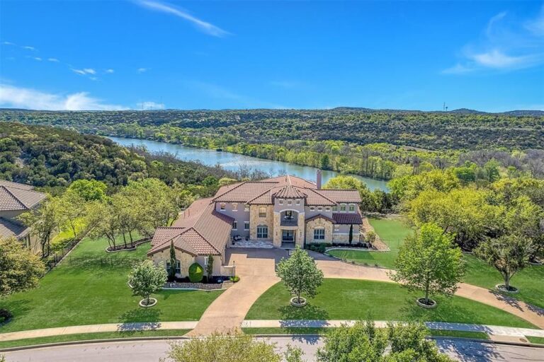 Unveiling a Spectacular Private 1-Acre Estate: Unmatched Views of Lake Austin Offered for $3.35 Million