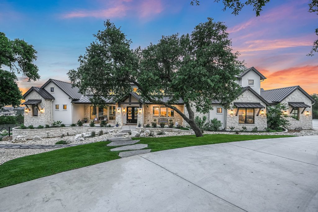 Hill Country Paradise in New Braunfels! Infinity Pool, Stunning Views & Custom Finishes asks for $1,999,000