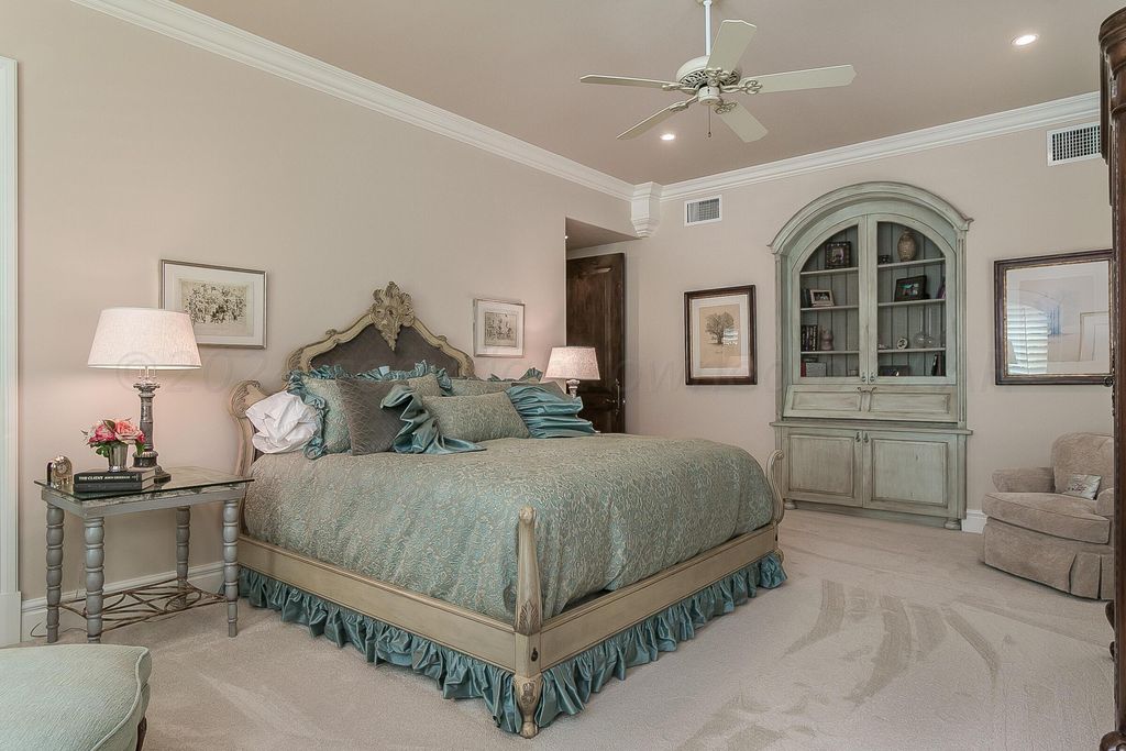 Colonial charm bespoke masterpiece in prime location 2. 45 million 47