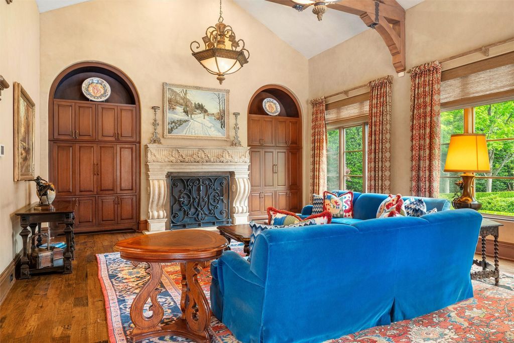 Luxurious gated italian estate on 1. 179 acres by harold leidner listed for 10. 5 million 12