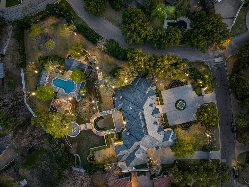 Opulent estate crafted by don wheaton rick williams a masterpiece of design and luxury listed for 7499000 3