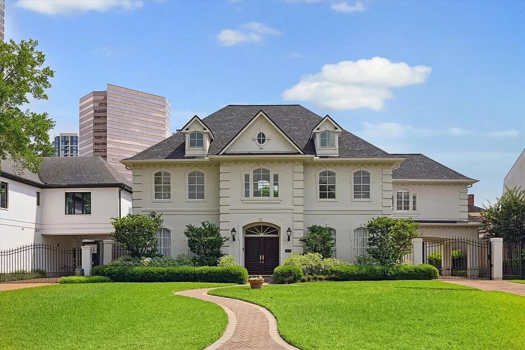 Houston Oasis! Custom Estate with Game Room, Wet Bars & Balcony listed at $2,280,000