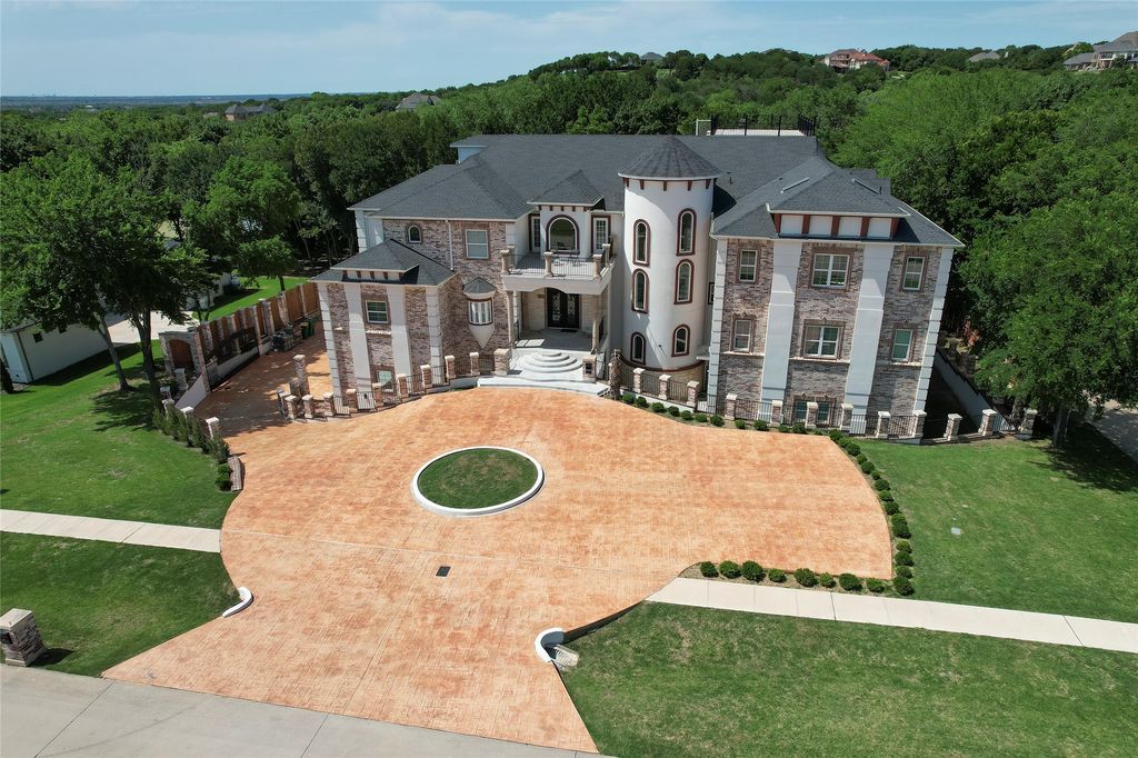 Exquisite hills of lakeridge estate hits the market for 3. 89 million 4