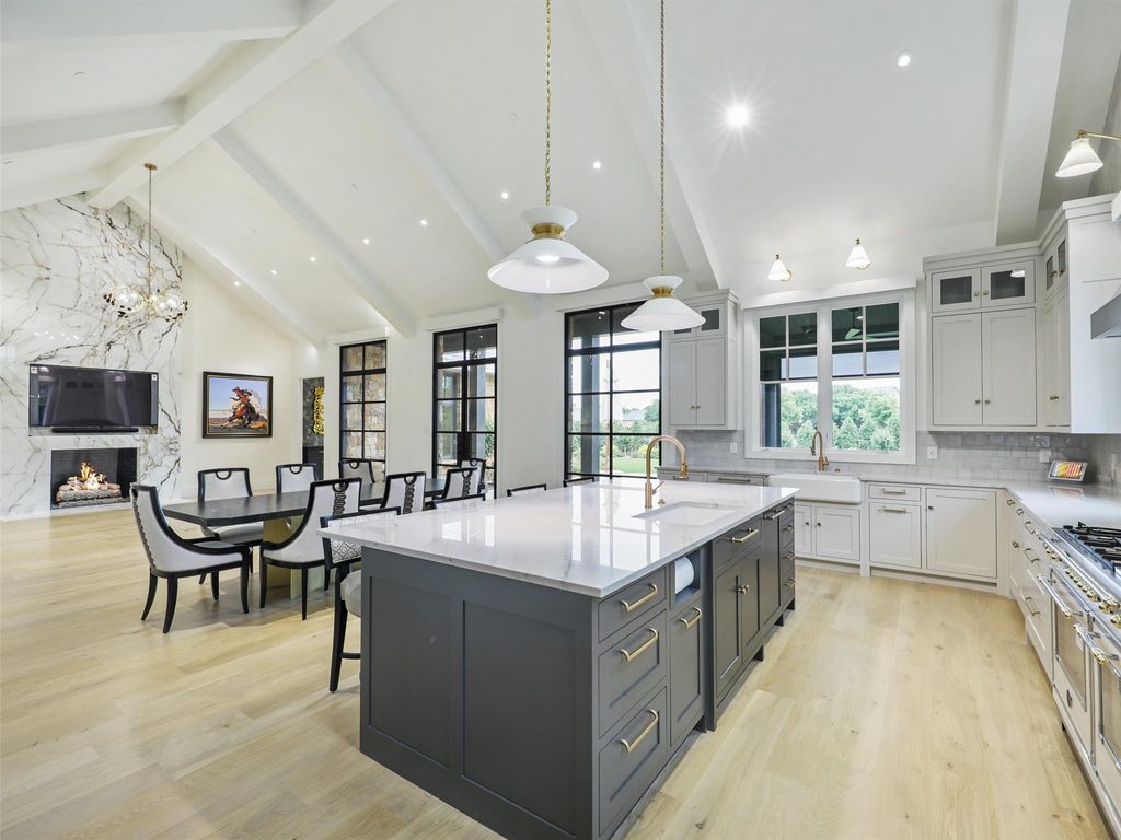 Lavishly renovated villa in prestigious vaquero gated community offered at 4. 95 million 12