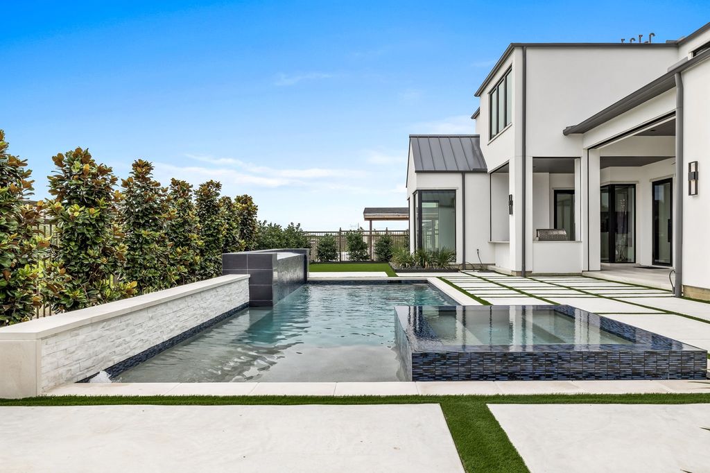 Luxurious custom residence by endurance homes listed for 4. 25 million 31