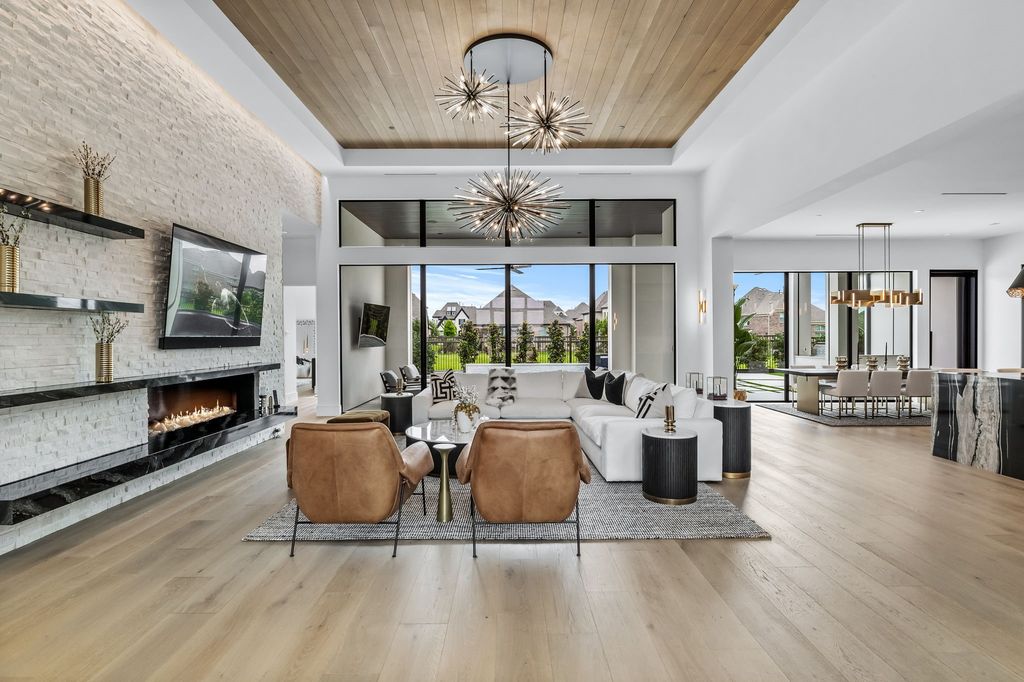 Luxurious custom residence by endurance homes listed for 4. 25 million 4