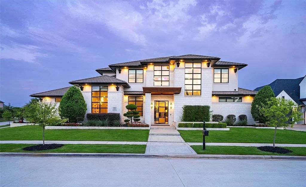 Southlake Dream Home! 6BR with Pool, Spa, Theater & More in Carillon asks for $3,270,000