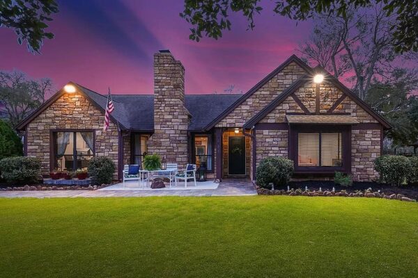 Katy Country Retreat! 4BR Estate with Pool, Barn & Serene Acreage listed at $899,000