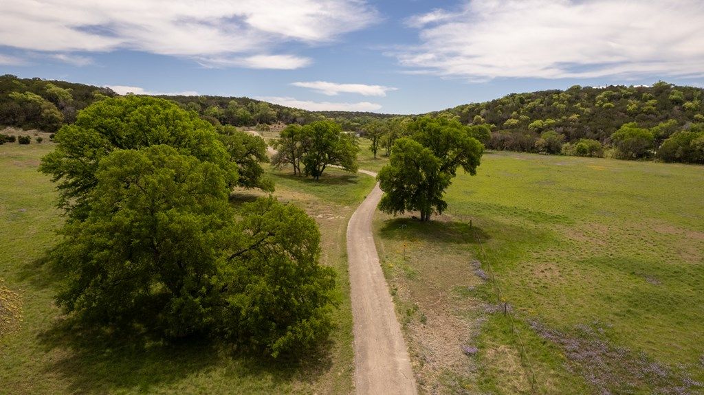 Discover the ultimate texas ranch lifestyle on this impressive 124 acre property priced at 5995000 40