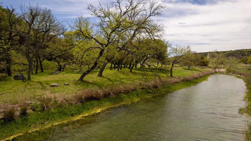 Discover the ultimate texas ranch lifestyle on this impressive 124 acre property priced at 5995000 46