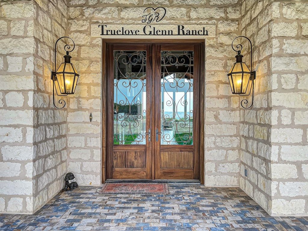 Discover the ultimate texas ranch lifestyle on this impressive 124 acre property priced at 5995000 57