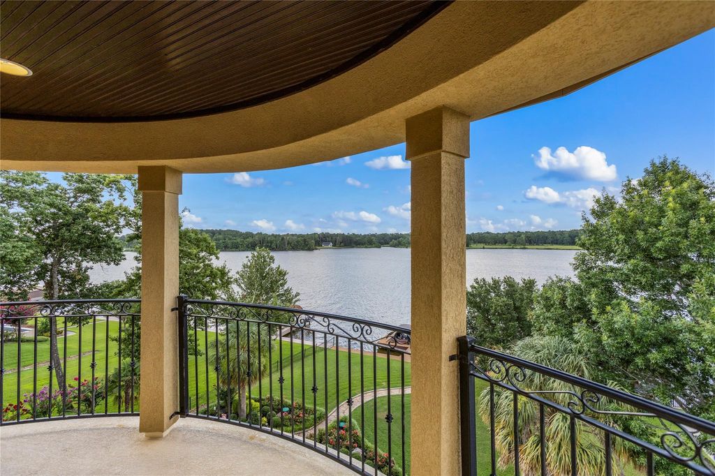 Elegant lakefront living discover this exquisite 4 story estate on lake conroe priced at 3195000 33