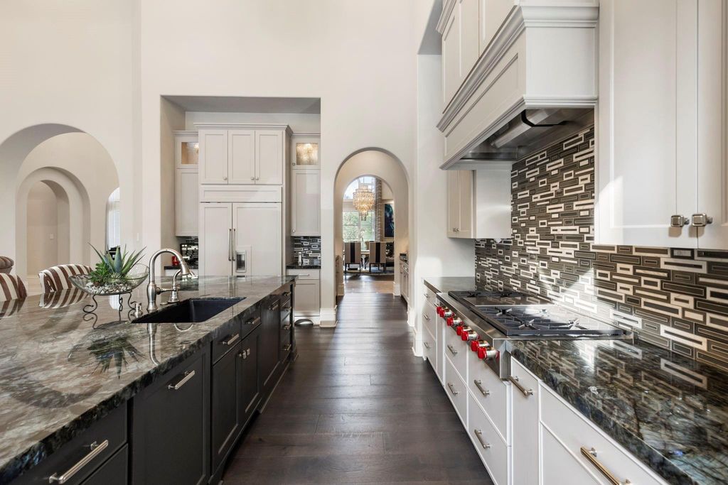 Elegant one story home with stucco stone exterior listed for 4 million 21