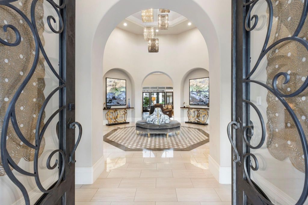 Elegant one story home with stucco stone exterior listed for 4 million 6