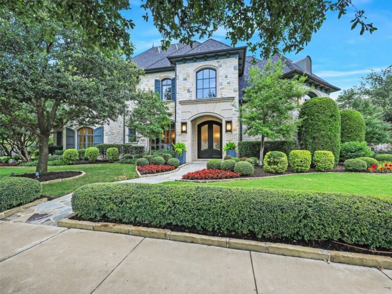 Luxurious Ron Davis Custom Home in Exclusive Gated Newman Community for $3.15 Million