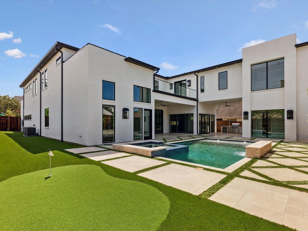 Modern transitional masterpiece in preston hollow perfect for entertaining offered at 3399000 32