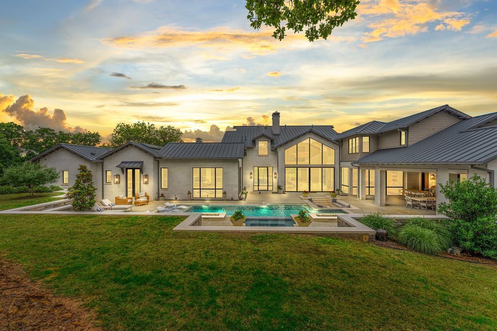 Exquisite custom estate in prestigious quail hollow estates of westlake listed at 10995000 33