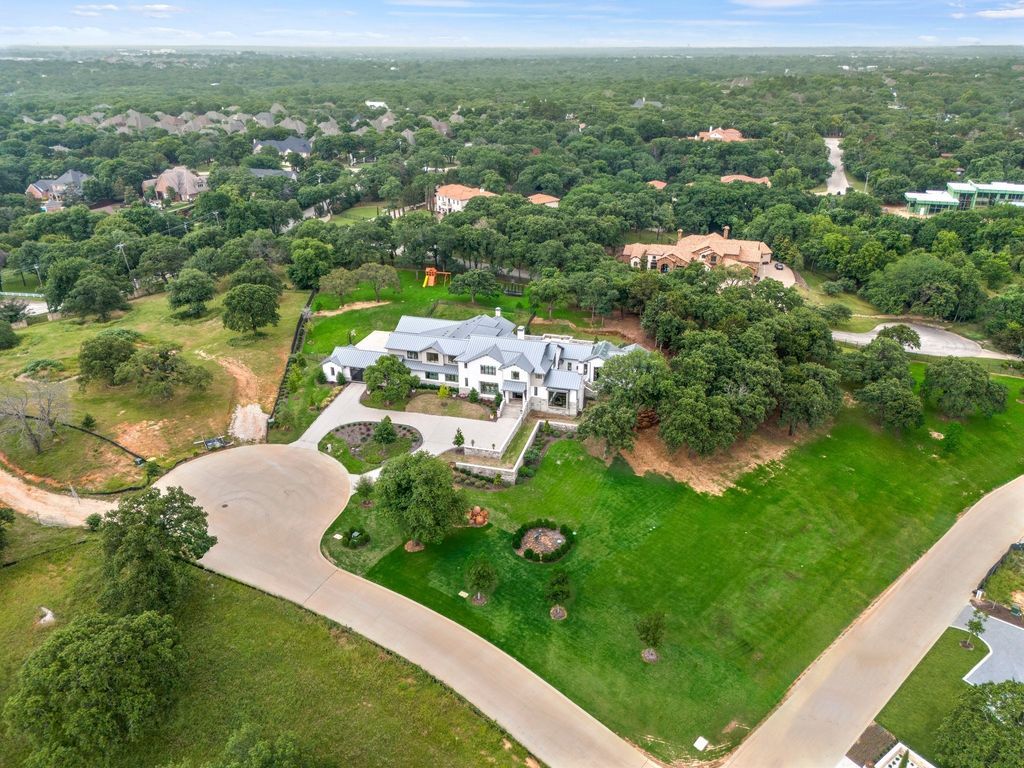 Exquisite custom estate in prestigious quail hollow estates of westlake listed at 10995000 39